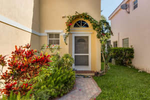 1049 SE 6th Ave, Dania Beach, FL 33004, Sold 05/18/18