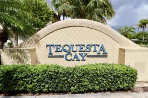 154 Village Blvd, Tequesta, FL 33469, Sold 09/28/17