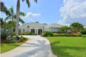 8202 SE Cumberland Cir, Hobe Sound, FL 33455, Sold 08/08/17