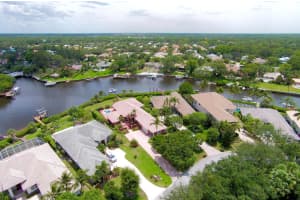8853 SE Compass Island Way, Jupiter, FL 33458, Sold 08/29/17