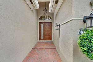 5749 Via De La Plata Cir, Delray Beach, FL 33484, Sold 07/27/17