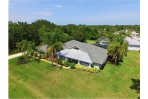 607 Cross Creek Dr, Sebastian, FL 32958, Sold 10/06/17