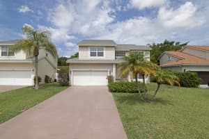 6885 Barnwell Dr, Boynton Beach, FL 33437, Sold 07/28/17