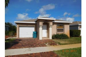 2114 E Ridge Circle East, Boynton Beach, FL 33435, Sold 07/10/17