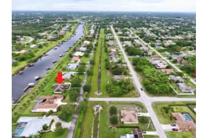 2636 SW River Shore Dr, Port St. Lucie, FL 34984, Sold 03/23/18