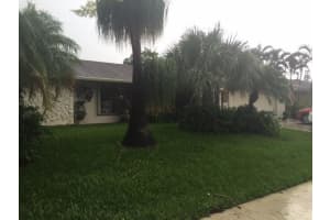 2517 Canterbury Dr N, Riviera Beach, FL 33407, Sold 07/28/17