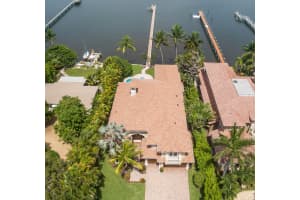 825 N Atlantic Dr, Lantana, FL 33462, Sold 08/30/17