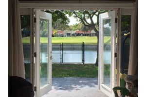 6613 NW 98th Ave, Tamarac, FL 33321, Sold 07/25/17