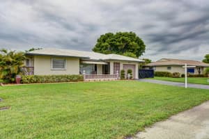 6613 NW 98th Ave, Tamarac, FL 33321, Sold 07/25/17