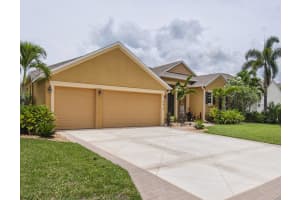 2415 3rd Pl SW, Vero Beach, FL 32962, Sold 12/14/17