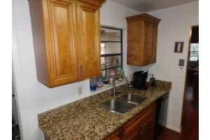 4423 Walden Cir, Lake Worth, FL 33463, Sold 08/31/17