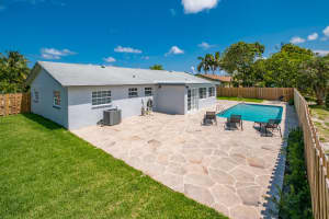 668 Lawrence Rd, Delray Beach, FL 33445, Sold 12/18/17