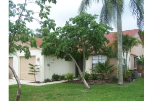 5233 Arbor Glen Cir, Lake Worth, FL 33463, Sold 07/10/17