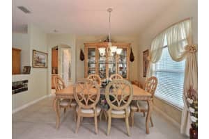 210 55th Ave SW, Vero Beach, FL 32968, Sold 10/16/17