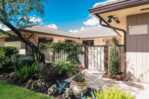 4902 SW Aberdeen Cir, Palm City, FL 34990, Sold 10/26/18