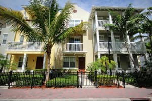 106 SW 1st Ave, Delray Beach, FL 33444, Sold 12/05/17
