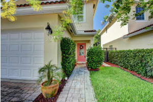 11926 Donlin Dr, Wellington, FL 33414, Sold 08/17/17