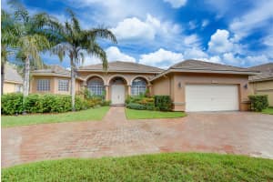 6584 NW 56th Dr, Coral Springs, FL 33067, Sold 01/31/18