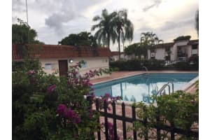 905 NE 209th St, Miami, FL 33179, Sold 08/30/17