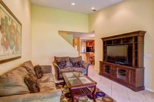 6358 Park Lake Cir, Boynton Beach, FL 33437, Sold 09/21/17