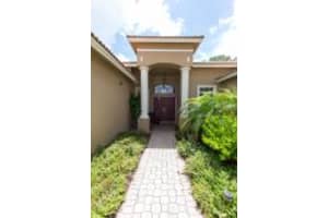 1742 Newhaven Point Ln, West Palm Beach, FL 33411, Sold 08/11/17