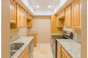 415 US-1, North Palm Beach, FL 33408, Sold 04/27/18