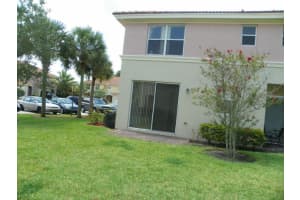 1502 Seminole Palms Dr, Lake Worth, FL 33463, Sold 08/11/17