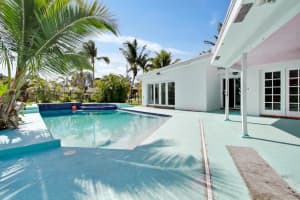 6913 Kingston Dr, Lake Worth, FL 33462, Sold 08/11/17