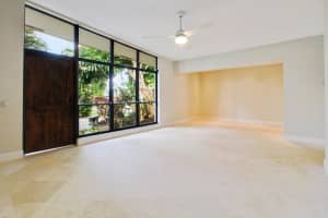 6913 Kingston Dr, Lake Worth, FL 33462, Sold 08/11/17