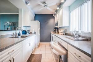 110 NW 70th St, Boca Raton, FL 33487, Sold 09/15/17