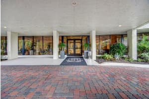 3908 S Ocean Blvd, Highland Beach, FL 33487, Sold 08/10/17