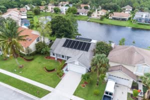 3586 Woods Walk Blvd, Lake Worth, FL 33467, Sold 07/31/17