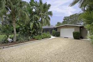 1282 SW Pelican Crescent, Palm City, FL 34990, Sold 08/07/17