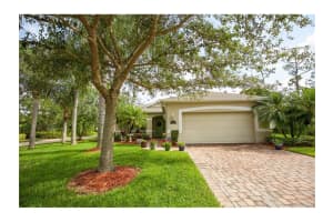701 East Ocracoke Square SW, Vero Beach, FL 32968, Sold 07/19/17