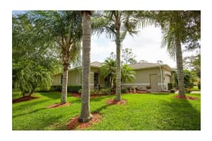 701 East Ocracoke Square SW, Vero Beach, FL 32968, Sold 07/19/17