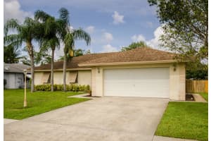 108 Timber Run E, Riviera Beach, FL 33407, Sold 08/25/17
