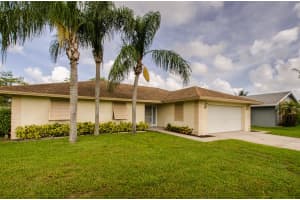108 Timber Run E, Riviera Beach, FL 33407, Sold 08/25/17