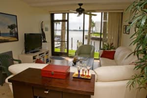 1950 SW Palm City Rd, Stuart, FL 34994, Sold 11/01/17