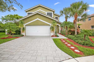 8020 NW 70th Ave, Parkland, FL 33067, Sold 08/17/17