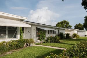 7374 E Oakridge Cir, Lantana, FL 33462, Sold 08/04/17