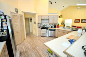 2269 Stonegate Dr, Wellington, FL 33414, Sold 12/22/17