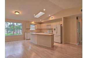 1136 42nd Ave, Vero Beach, FL 32960, Sold 08/15/17