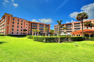 1099 S Ocean Blvd, Boca Raton, FL 33432, Sold 09/28/17