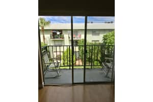 805 W Oakland Park Blvd APT D18, Wilton Manors, FL 33311, Sold 07/28/17