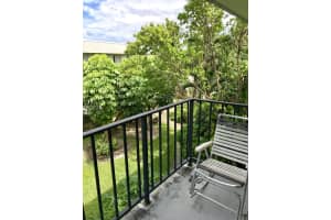 805 W Oakland Park Blvd APT D18, Wilton Manors, FL 33311, Sold 07/28/17