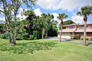 31 Maplecrest Cir, Jupiter, FL 33458, Sold 08/28/17