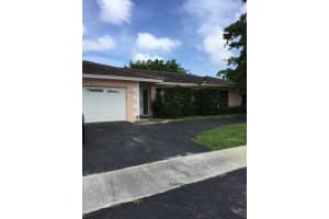 102 St Cloud Ln, Boca Raton, FL 33431, Sold 08/23/17