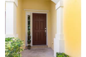 1102 Pinewood Lake Ct, Greenacres, FL 33415, Sold 08/01/17