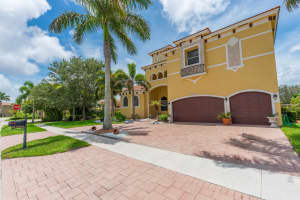 8396 Club Estates Way, Lake Worth, FL 33467, Sold 11/07/17