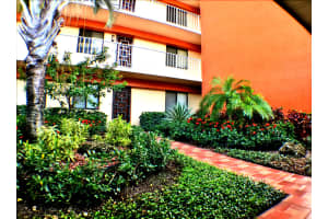 7380 S Oriole Blvd, Delray Beach, FL 33446, Sold 09/27/17